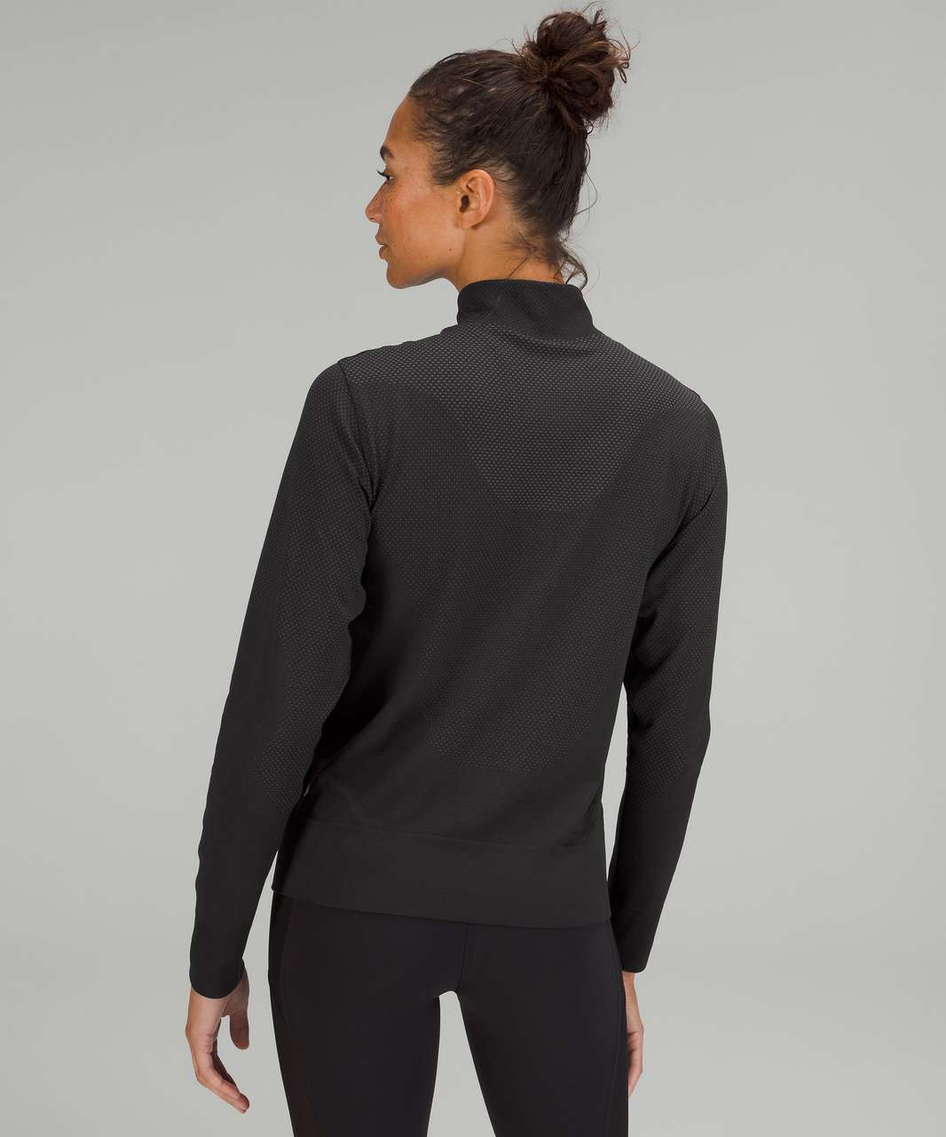 Lululemon Swiftly Relaxed Half Zip - Black / Gull Grey - lulu fanatics