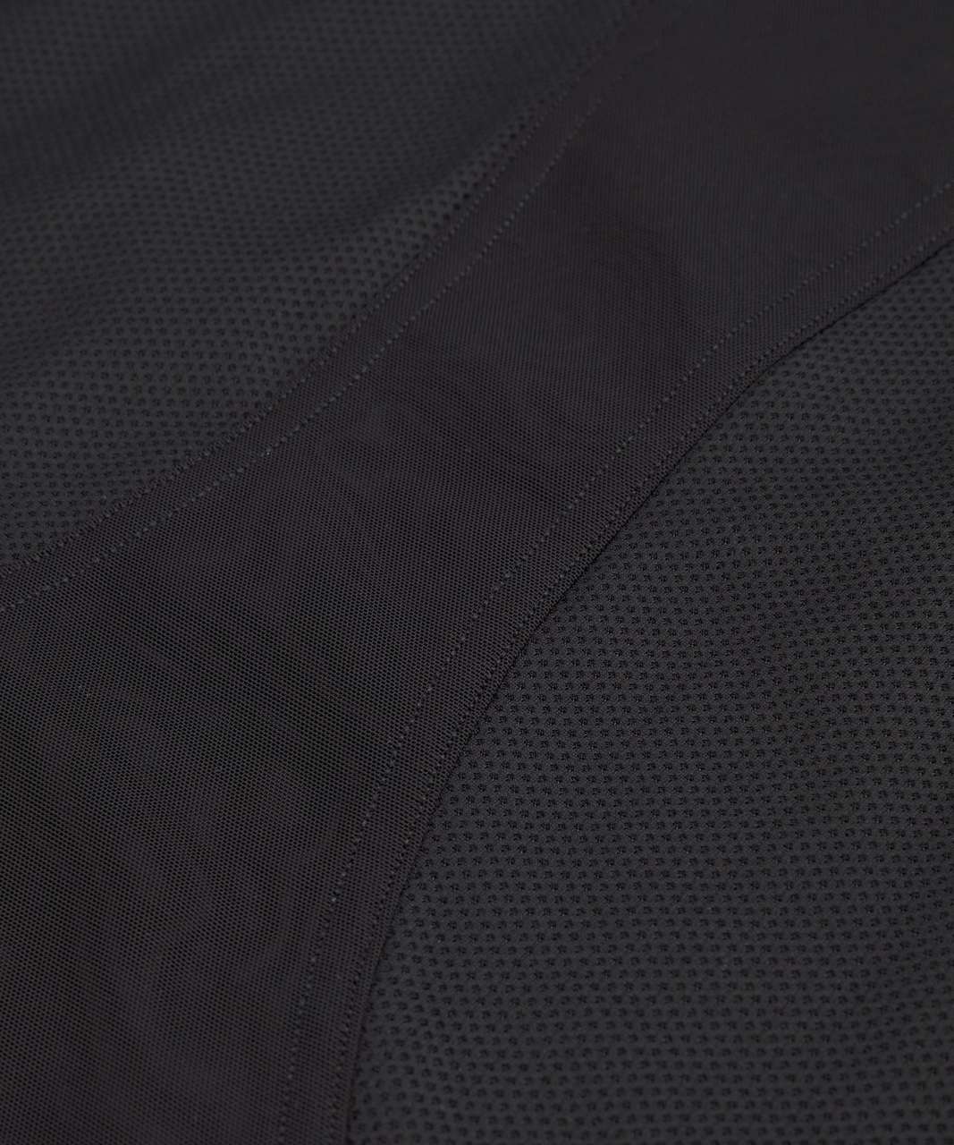 Lululemon Mesh Panelled Training Long Sleeve Shirt - Black