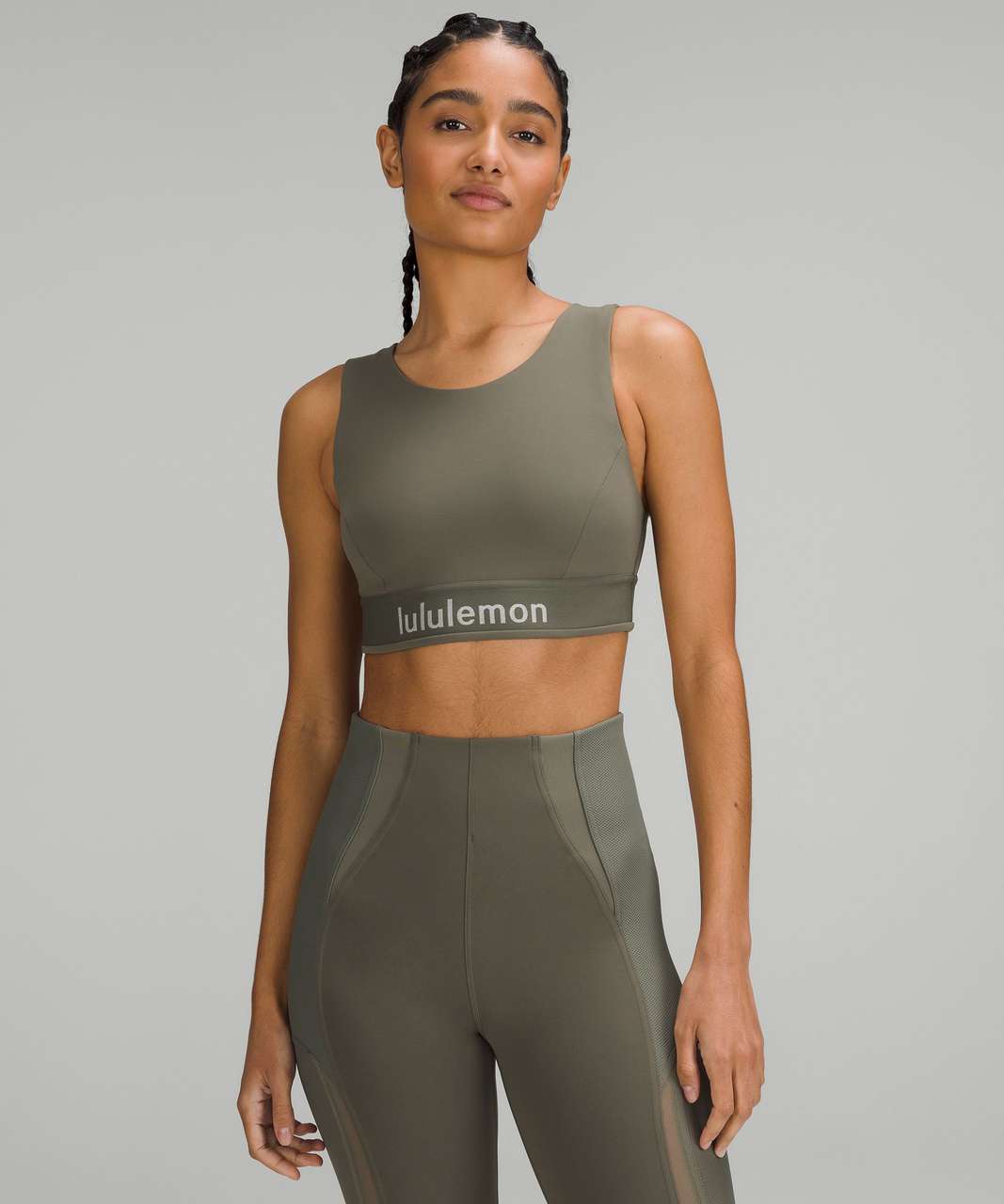 Lululemon Everlux High-Neck Train Bra size 2, Women's Fashion, Activewear  on Carousell