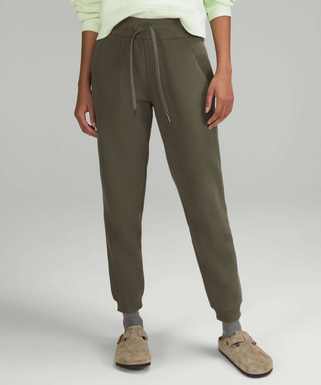 Lululemon Scuba High-Rise Jogger *Full Length - Army Green