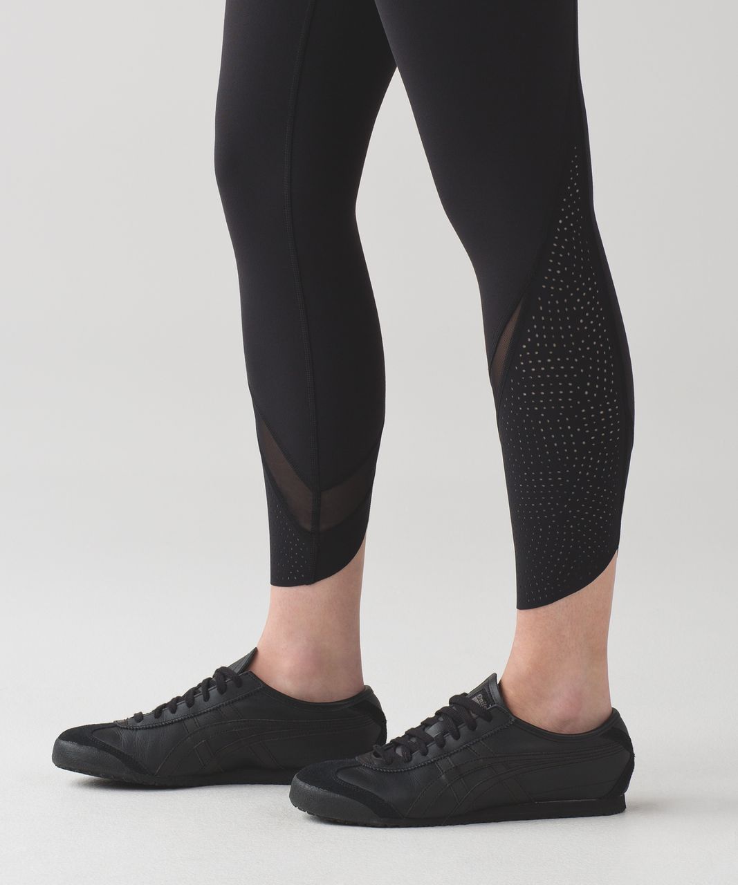 Lululemon Wunder Under Pant (Hi-Rise) (Laser Cut) - Black