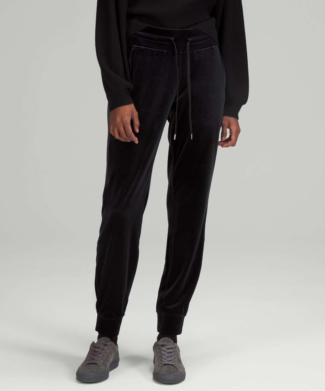 VELOUR JOGGER PANTS