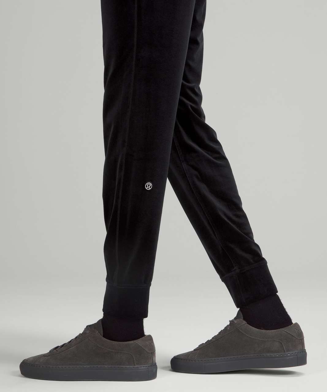 Lululemon Ready to Crush High-Rise Velour Jogger *Full Length - Black