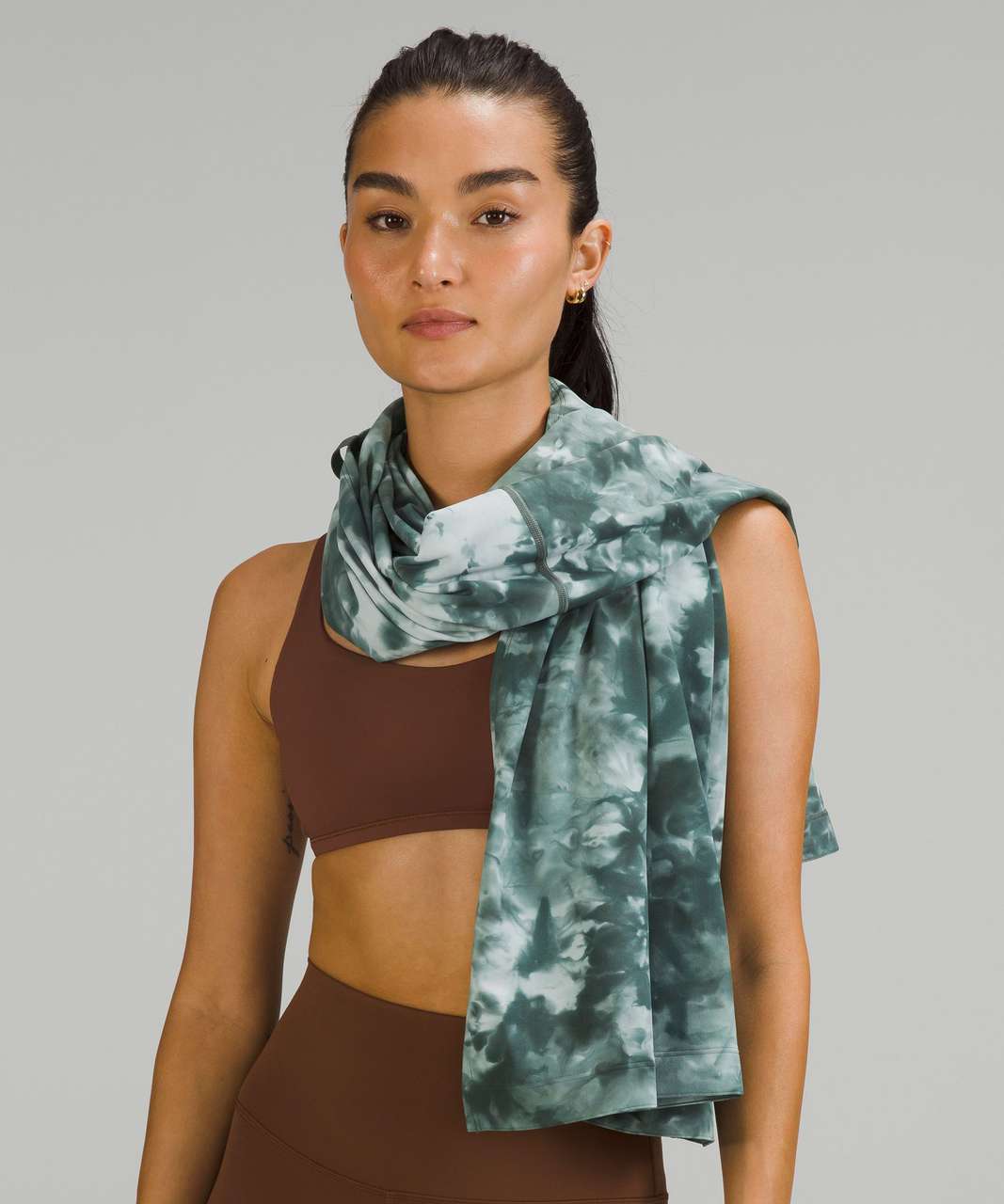 Lululemon Customizable Nulu Snap Scarf - Diamond Dye Starlight Smoked Spruce