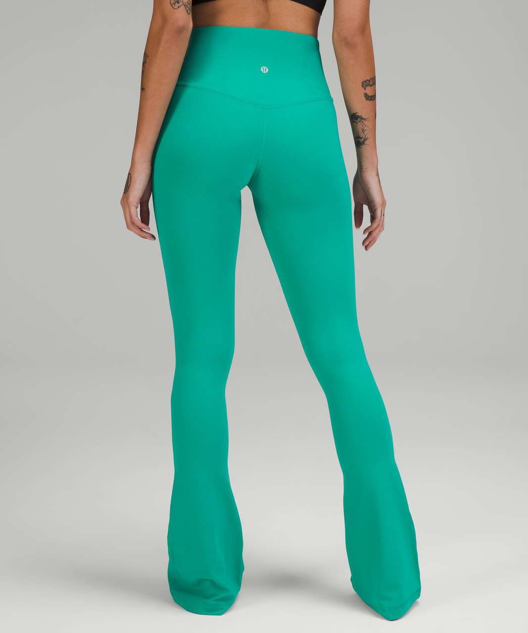 https://storage.googleapis.com/lulu-fanatics/product/81163/1280/lululemon-lululemon-align-high-rise-mini-flared-pant-32-maldives-green-050100-431068.jpg