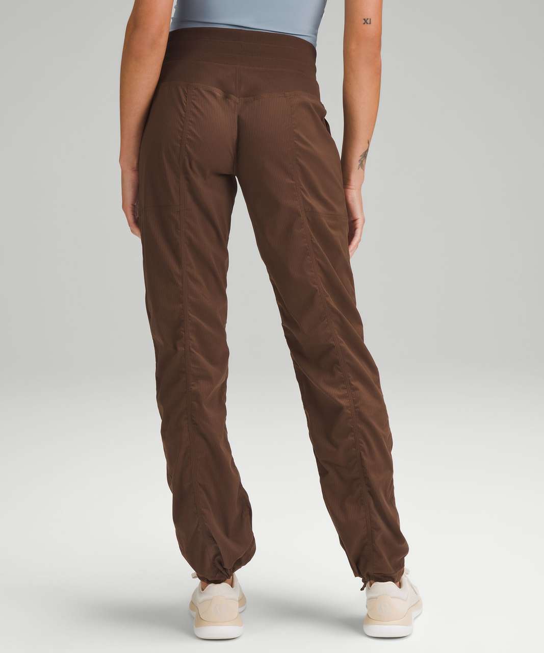 Dance Studio Relaxed-Fit Mid-Rise Cargo Pant