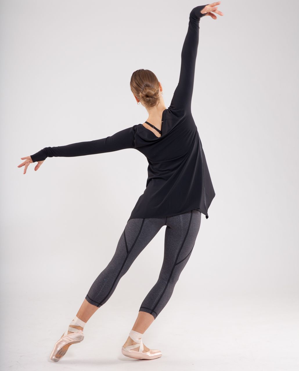 Lululemon Rehearsal Long Sleeve - Black