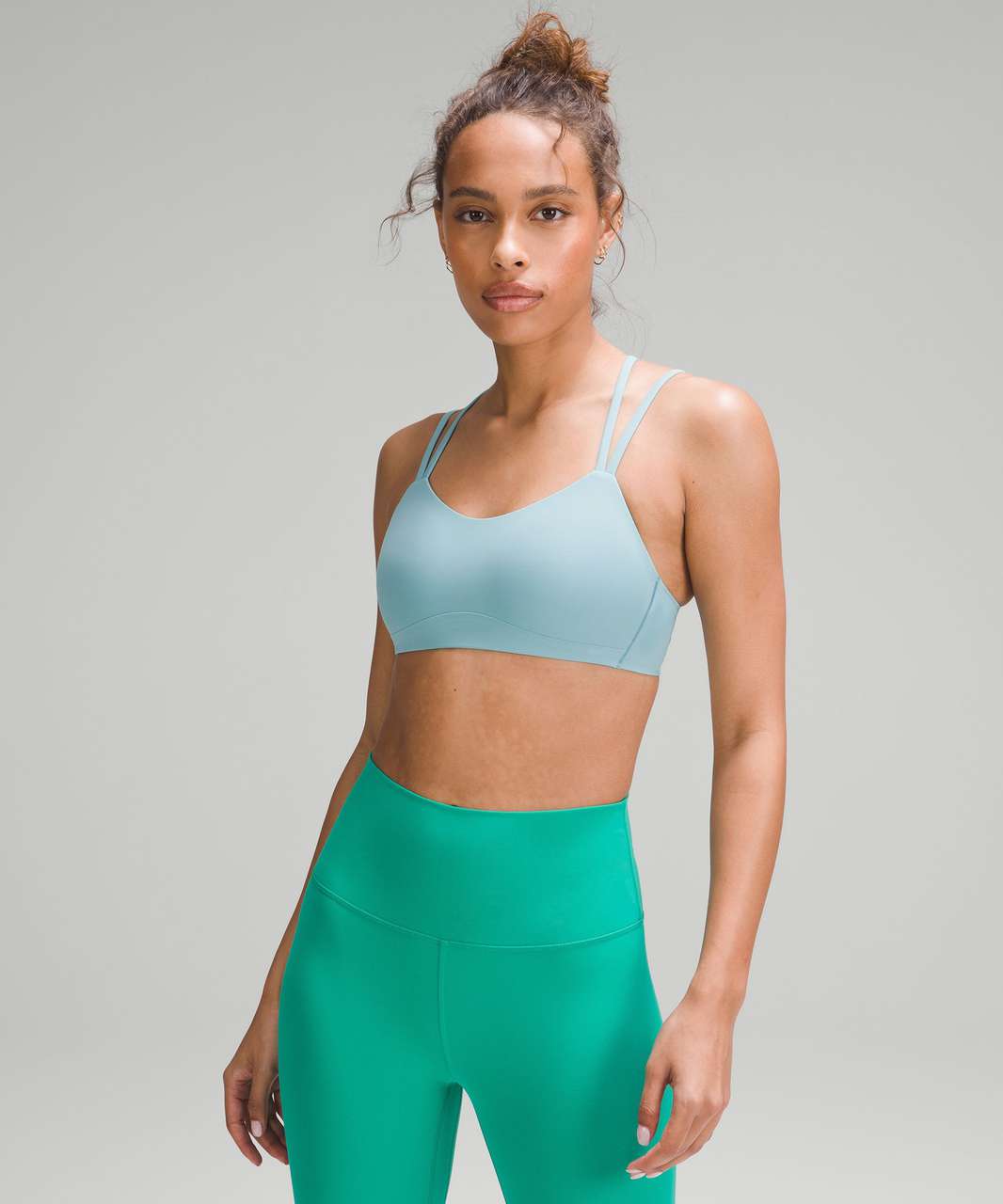 Mini haul, but most importantly, blue borealis like a cloud bra on WMTM! :  r/lululemon