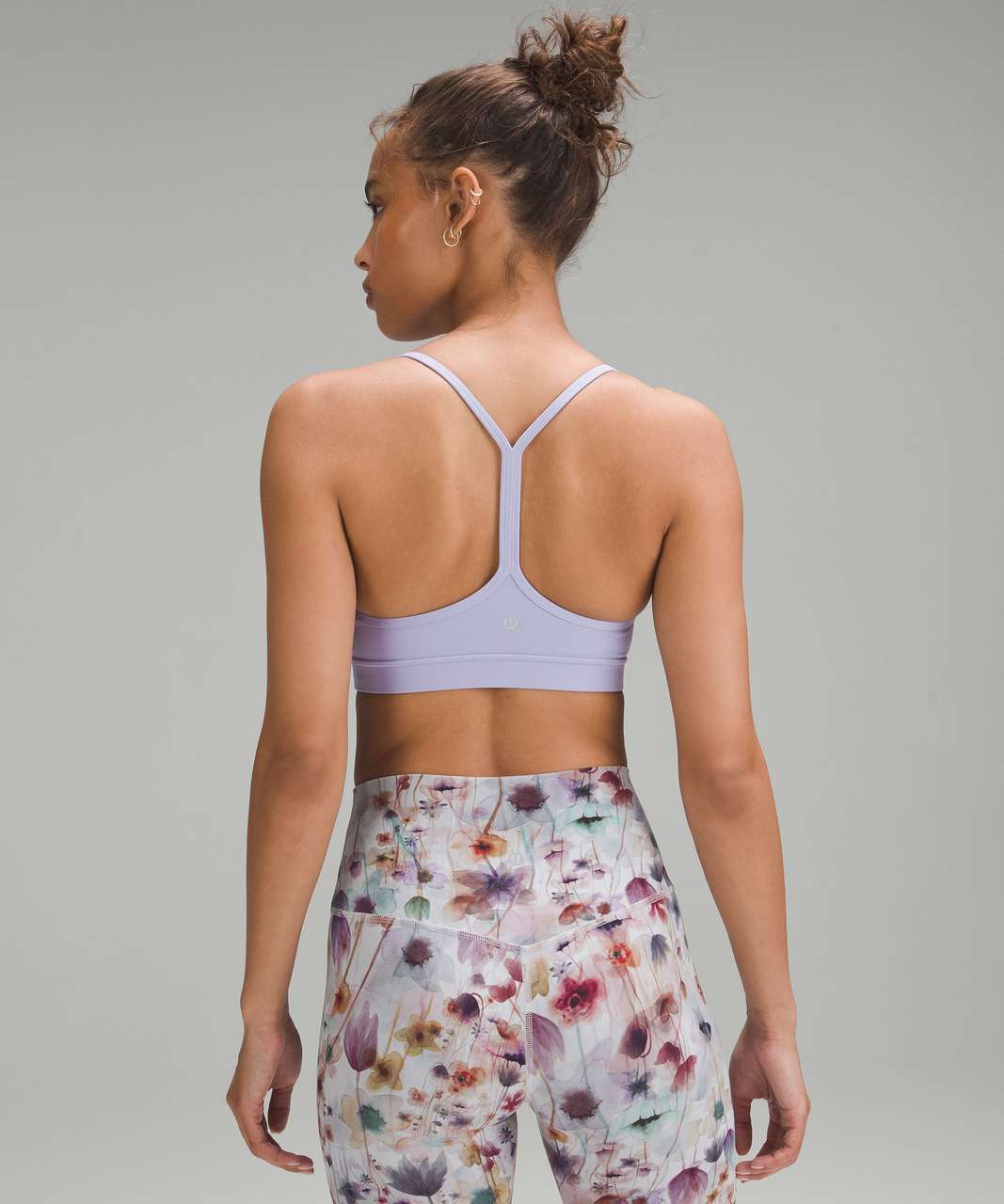 Lululemon Flow Y Bra Nulu Four Way Stretch Size 6 B/C cup Purple Floral  FLBM