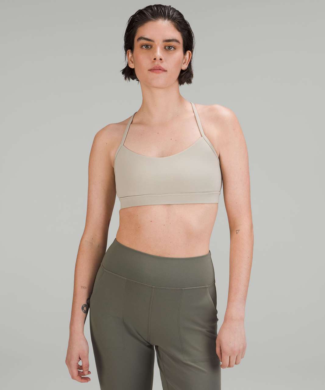 lululemon Flow Y Bra Nulu Light Support, A–C Cups espresso Size 6 (NWT)