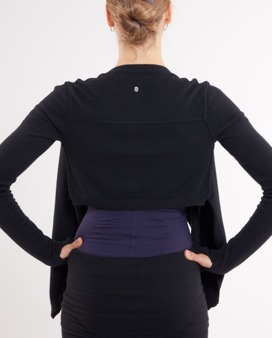 Lululemon Adagio Wrap - Black