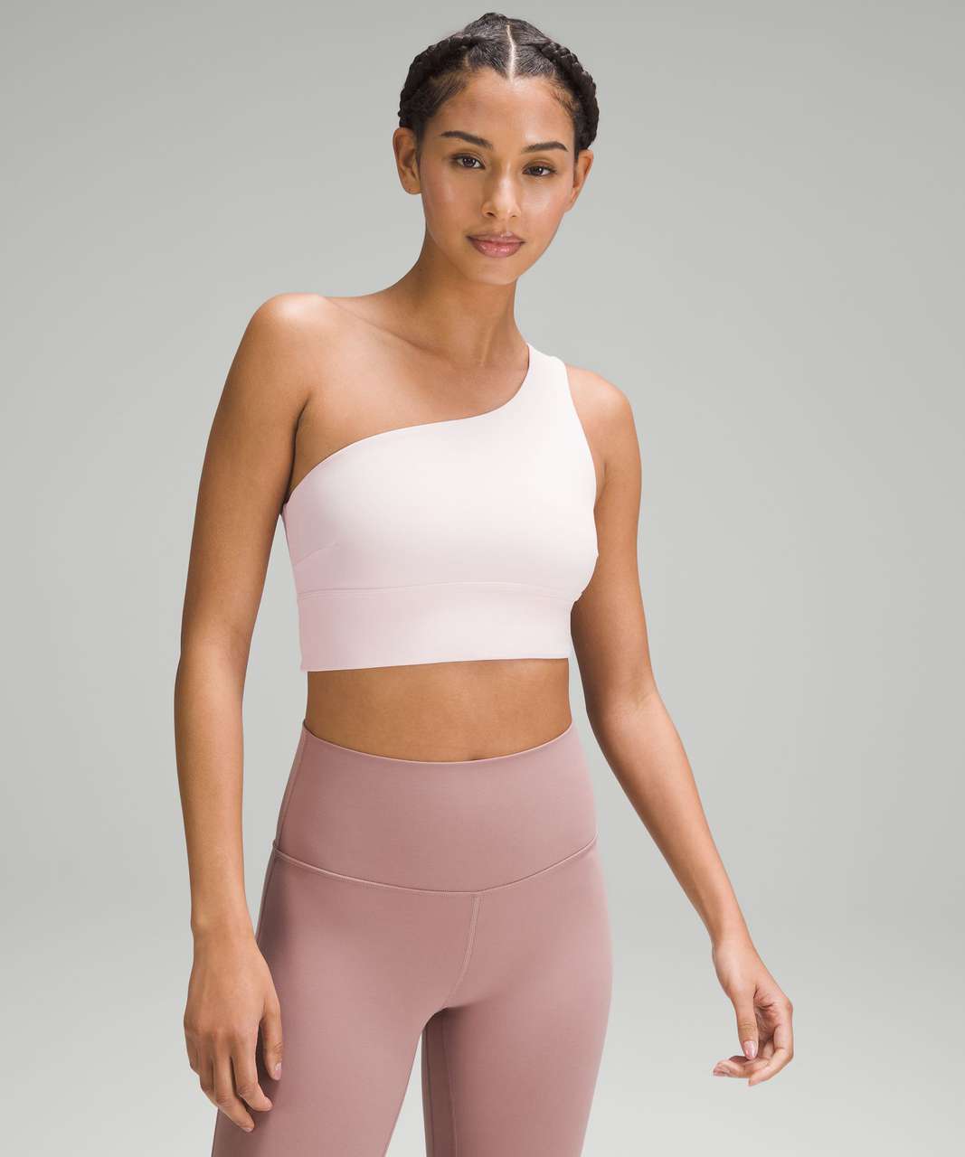 Tall person fit, align asymmetrical bra (c/d cup, size 10, flush pink)  hotty hot HR 4” (size 6, strawberry milkshake) and paired with EBB (orange  frappe) : r/lululemon