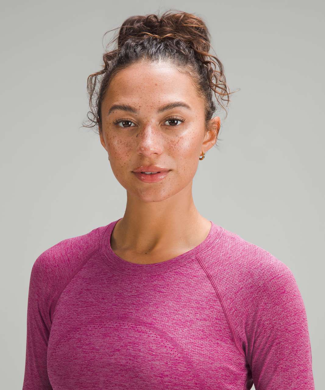 Lululemon Swiftly Tech Cropped Long-Sleeve Shirt 2.0 - Wild Berry / Velvet Dust