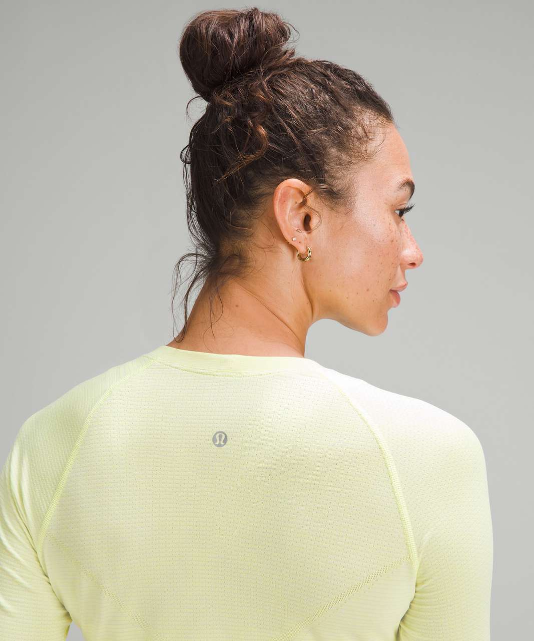 Lululemon Swiftly Tech Cropped Long-Sleeve Shirt 2.0 - Electric Lemon / Bone