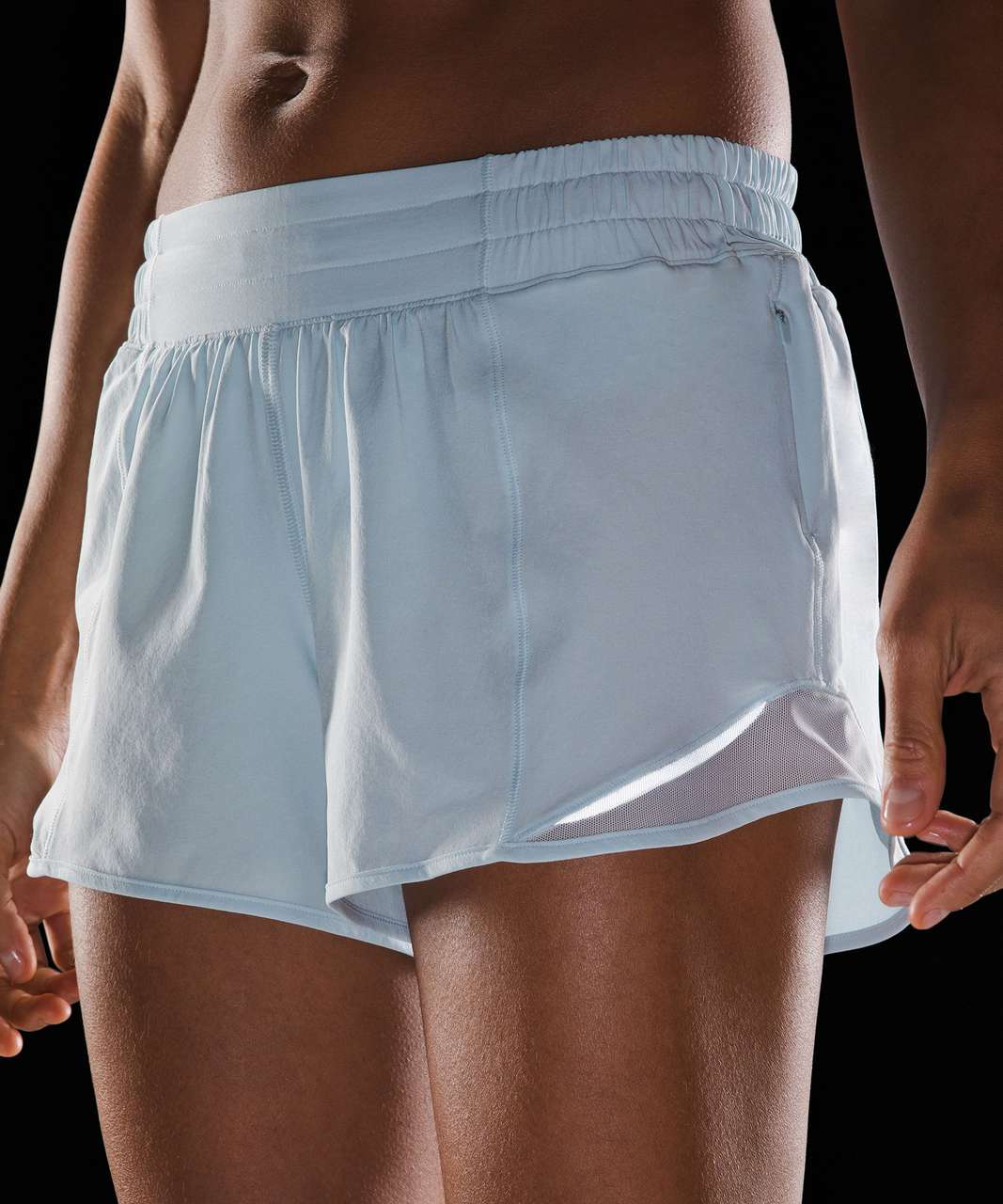 lululemon HOTTY HOT LOW-RISE LINED 6CM - Sports shorts - powder