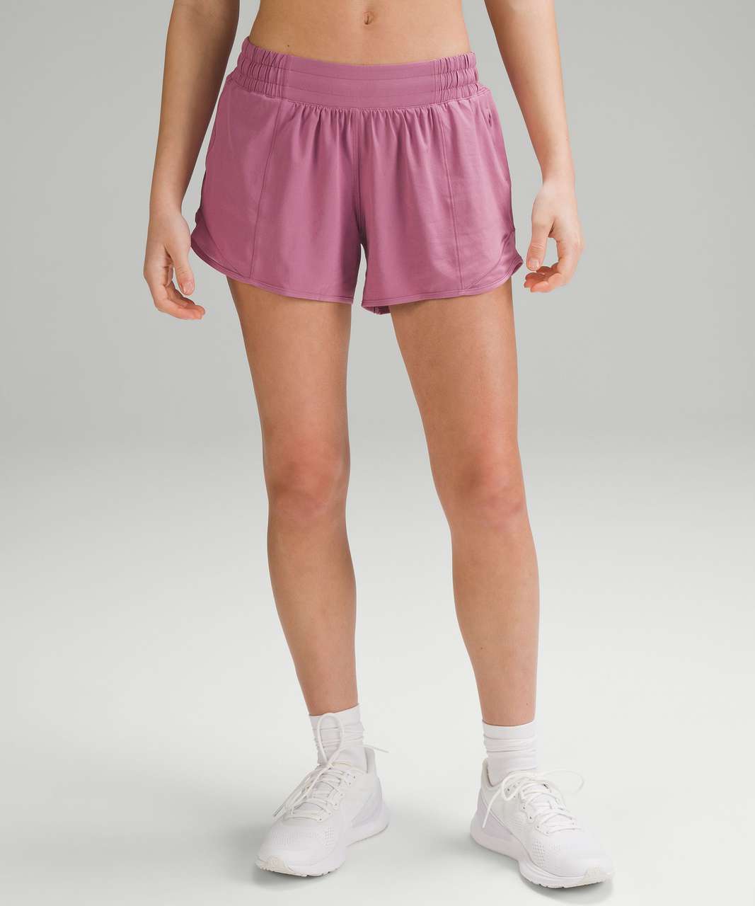 Lululemon Hotty Hot Low-Rise Lined Short 4" - Velvet Dust