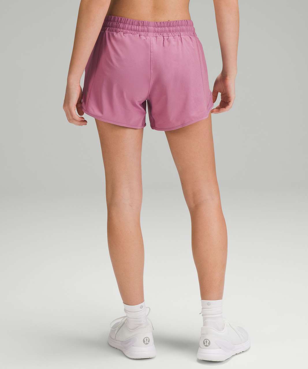 Lululemon Hotty Hot Low-Rise Lined Short 4" - Velvet Dust