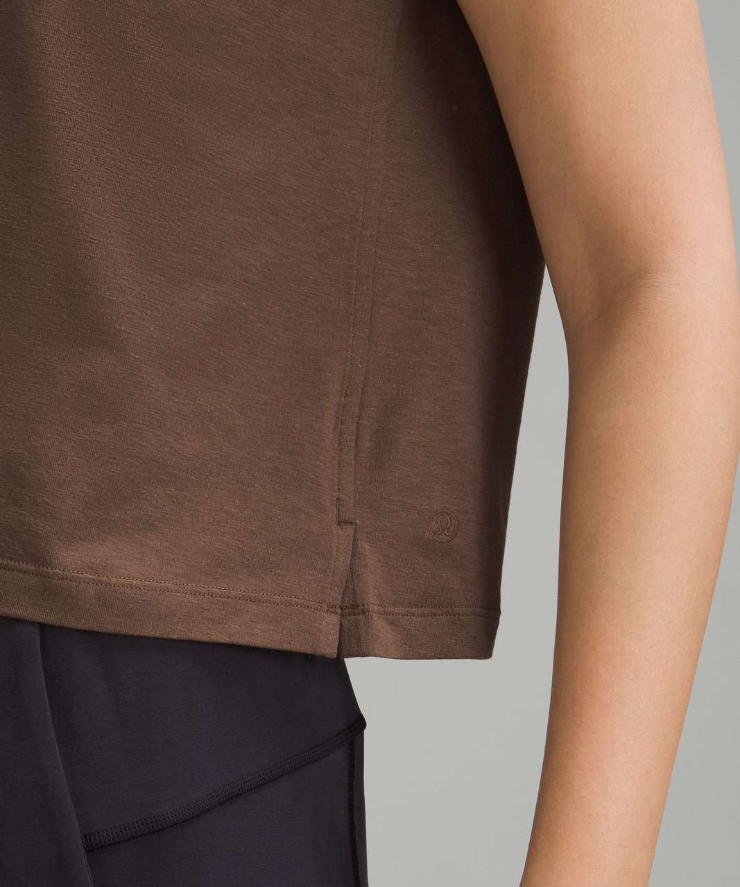 LULULEMON Ventilated Hiking Short Sleeve Shirt Top Dark Oxide Brown XL