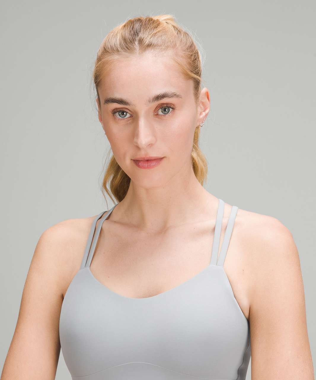 This nulu wrap-front long line bra is soooo cute and comfy! PSA I did have  to size up (size 10 shown). : r/lululemon