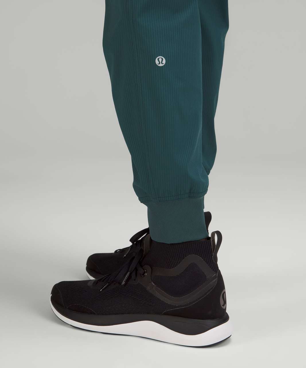 Lululemon Dance Studio Mid-Rise Jogger *Full Length - Green Jasper