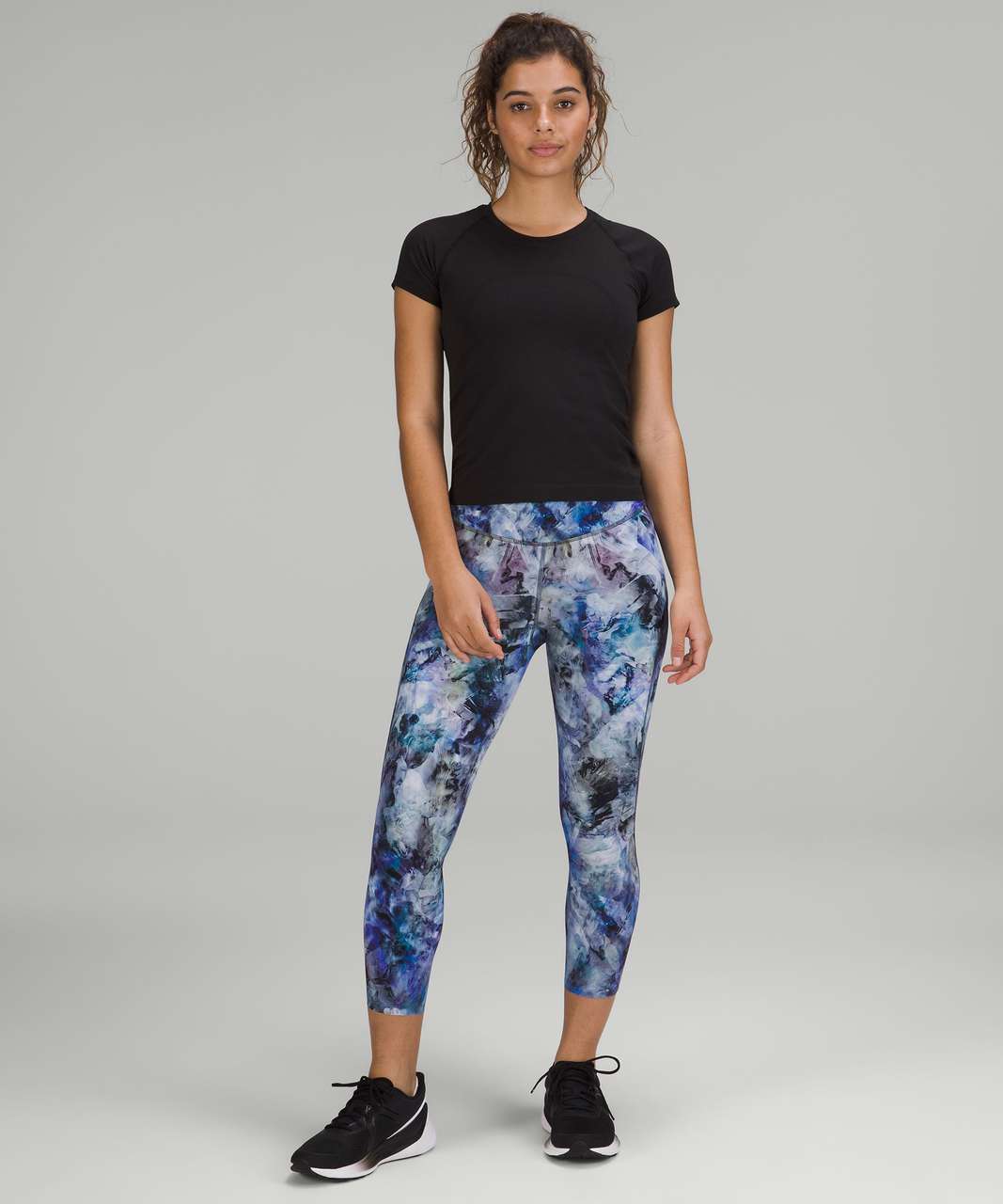 Lululemon Base Pace HR Tight 25” Nulux Size 4 Fluid Marble Multi FMMU 51910