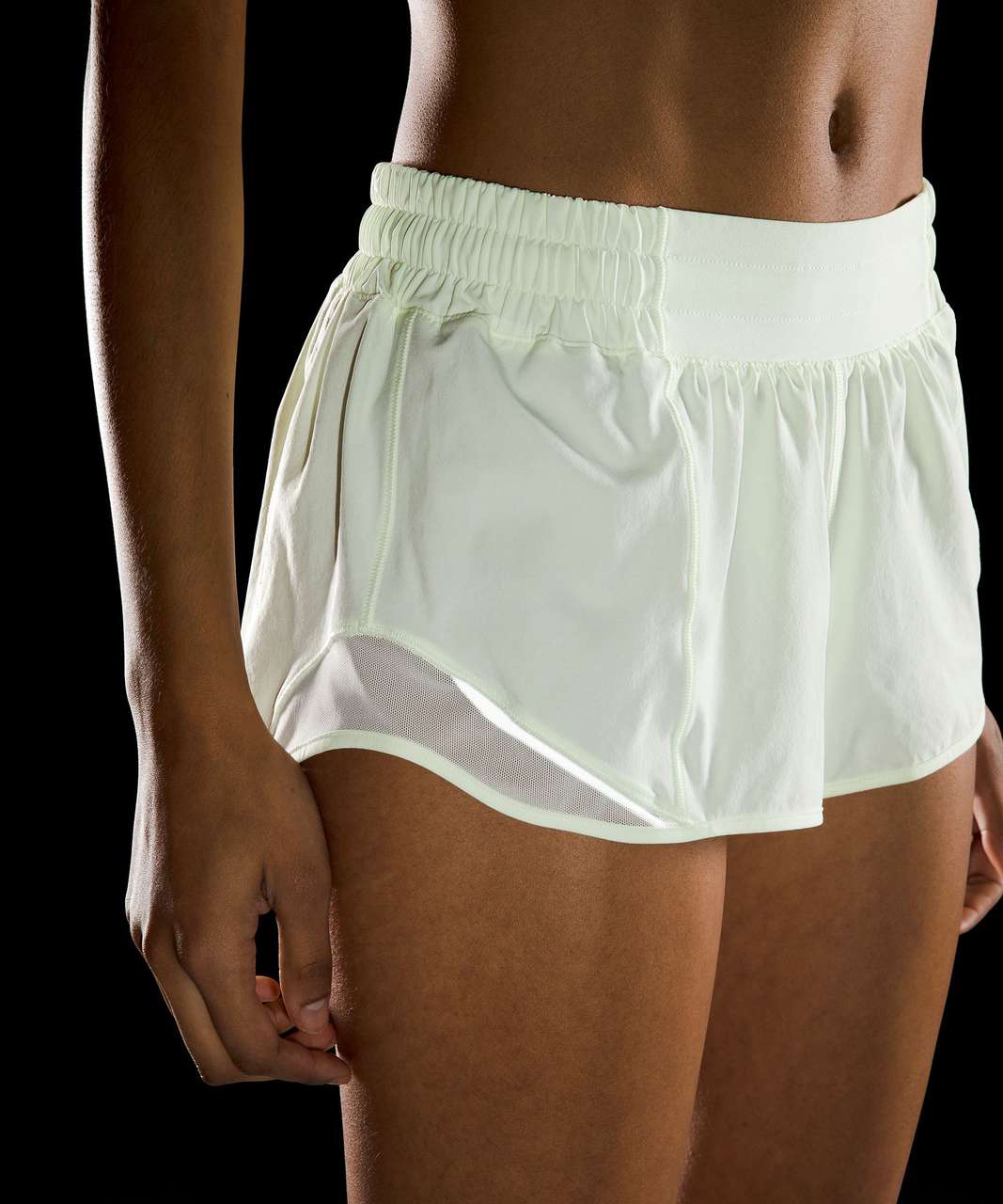 Lululemon Hotty Hot Low-Rise Lined Short 2.5" - Elixir