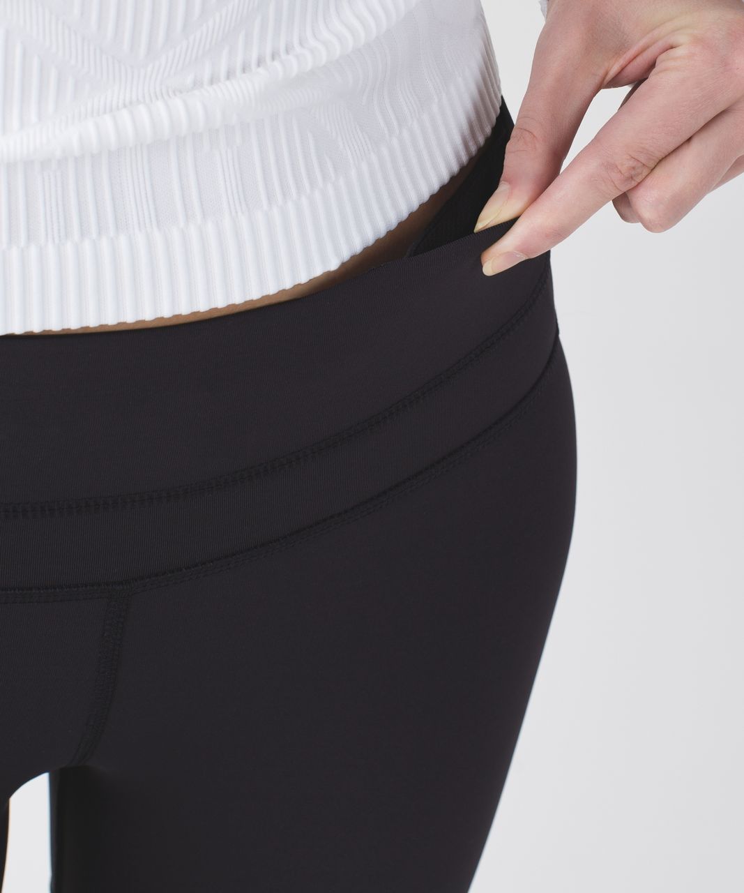 Lululemon Run Inspire Crop Reflective Leggings – Choose Goodfinds