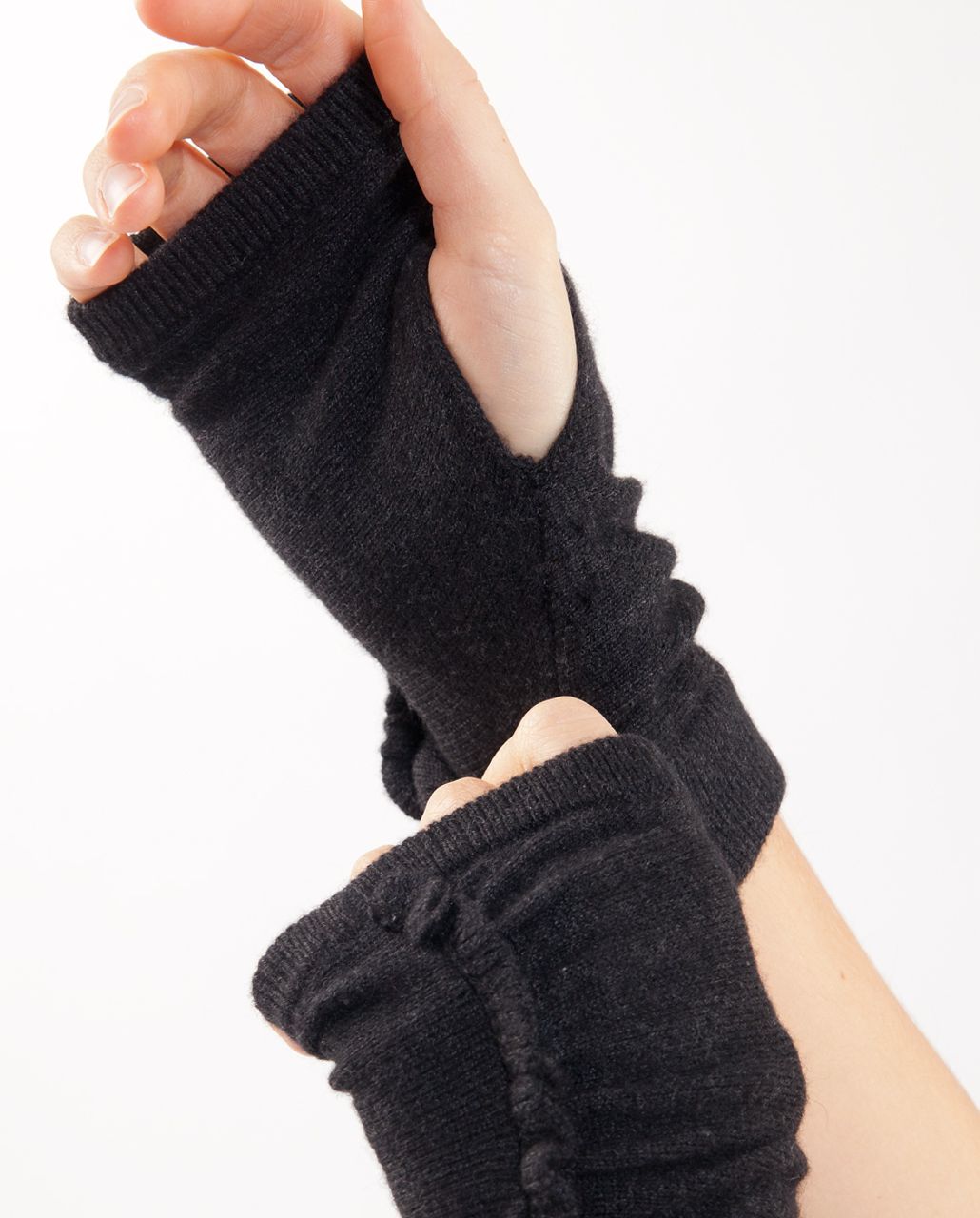 Lululemon Allegro Handwarmer - Heathered Black