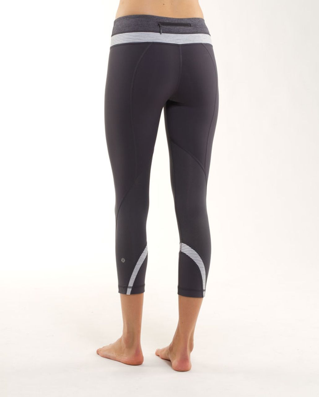 Lululemon Run: Inspire Crop II - Coal / White Heathered Blurred Grey Classic Stripe