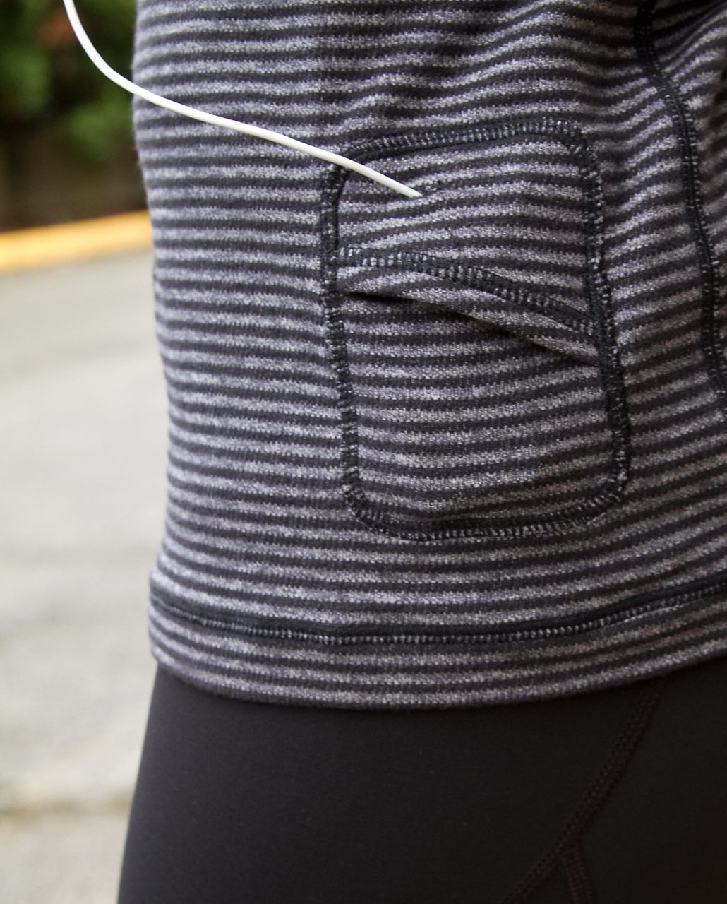 Lululemon Run: Turn Around Long Sleeve - Black Heathered Coal Mini Check /  Reflective Sparkle Splatter