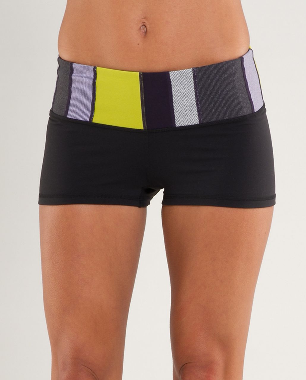 Lululemon Boogie Short - Black /  Quilting Winter 10