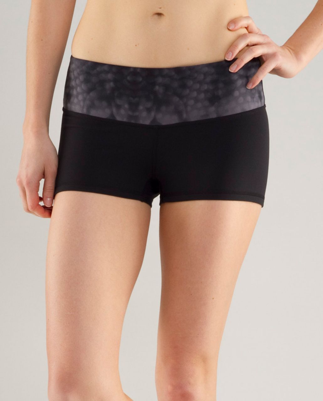 Lululemon Boogie Short (Roll Down) - Black - lulu fanatics