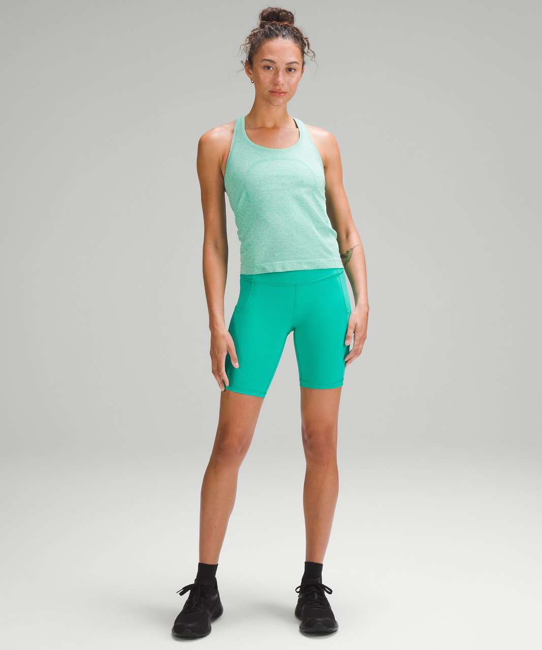 cheap USA online Lululemon Women's Mint Green Swiftly Tech Racerback Tank  Top - Size‎ 6