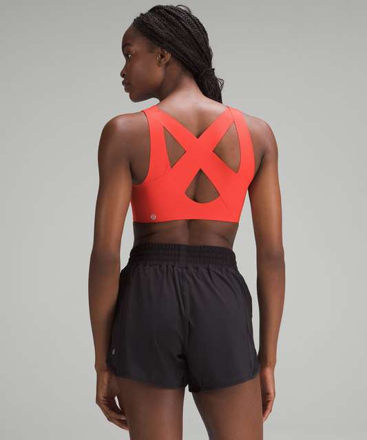 Just grabbed an Enlite Bra on WMTM for $39! If anyone is like me and have  wanted to try this bra but not wanting to spend over $100 for it, run! : r/ lululemon