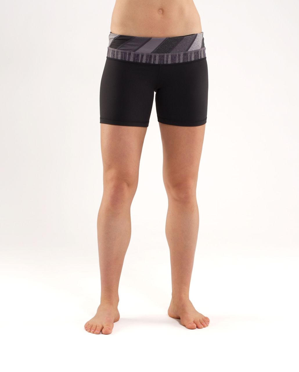 Lululemon Groove Short - Black /  Quilt 16