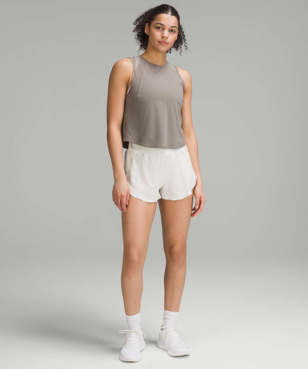 Lululemon Fast and Free High-Rise Short 2 *Airflow - In-Sense Emboss Mini  Bone / Bone - lulu fanatics