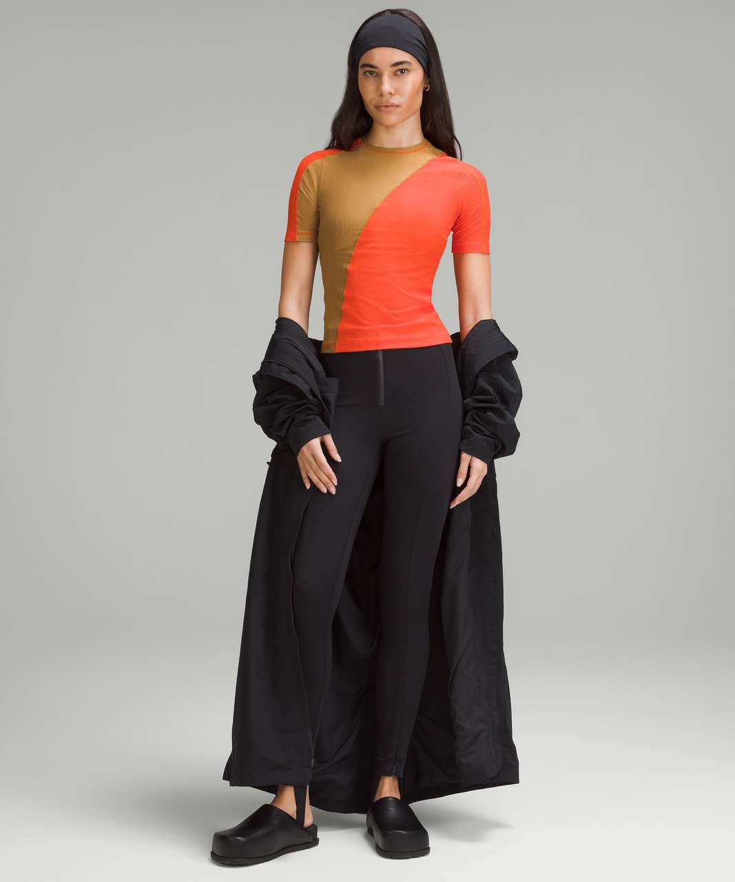 Lululemon Women's Soft Stretch Slant Asymmetrical Hem Long Sleeve Shirt  Black