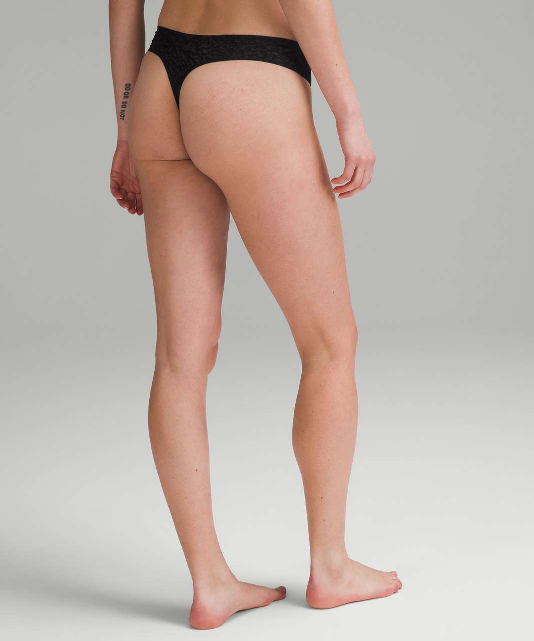 Lululemon InvisiWear Mid-Rise Thong Underwear Performance Lace *3 Pack - Black