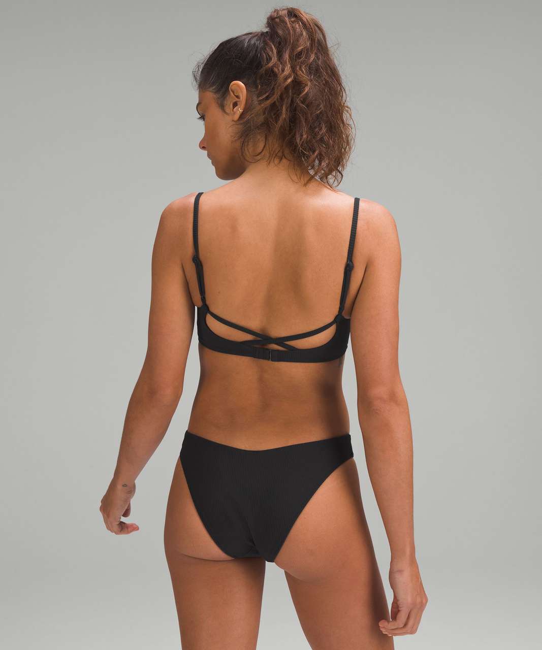 Lululemon Ribbed Swim Top A/B Cup - Black