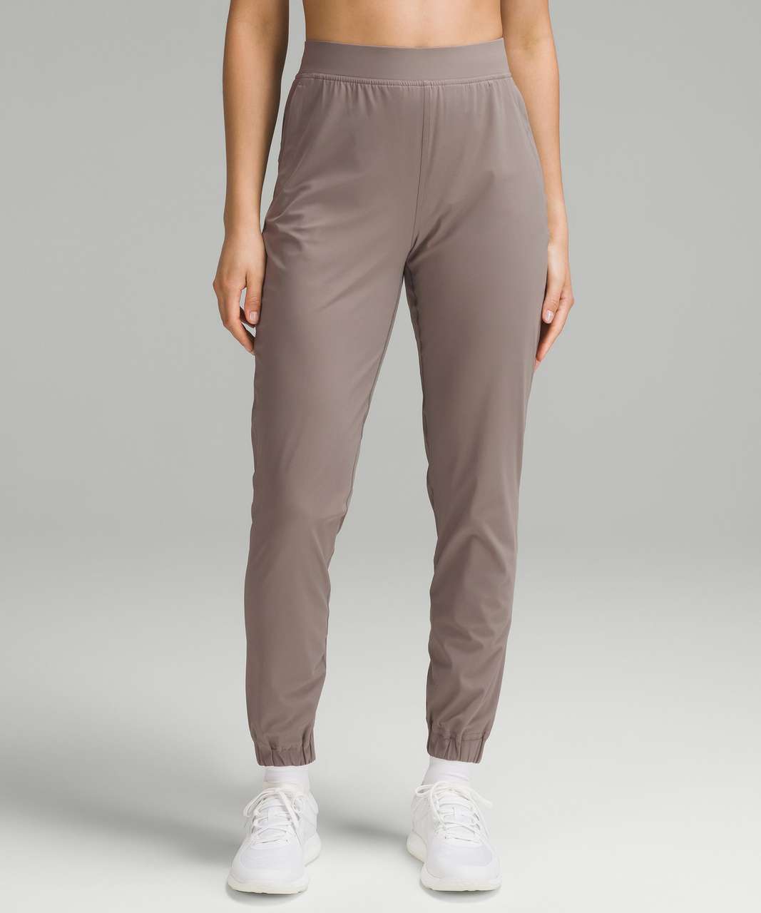 NWT Lululemon Adapted State HR Jogger Crop 23~SIZE:4,6~graphite