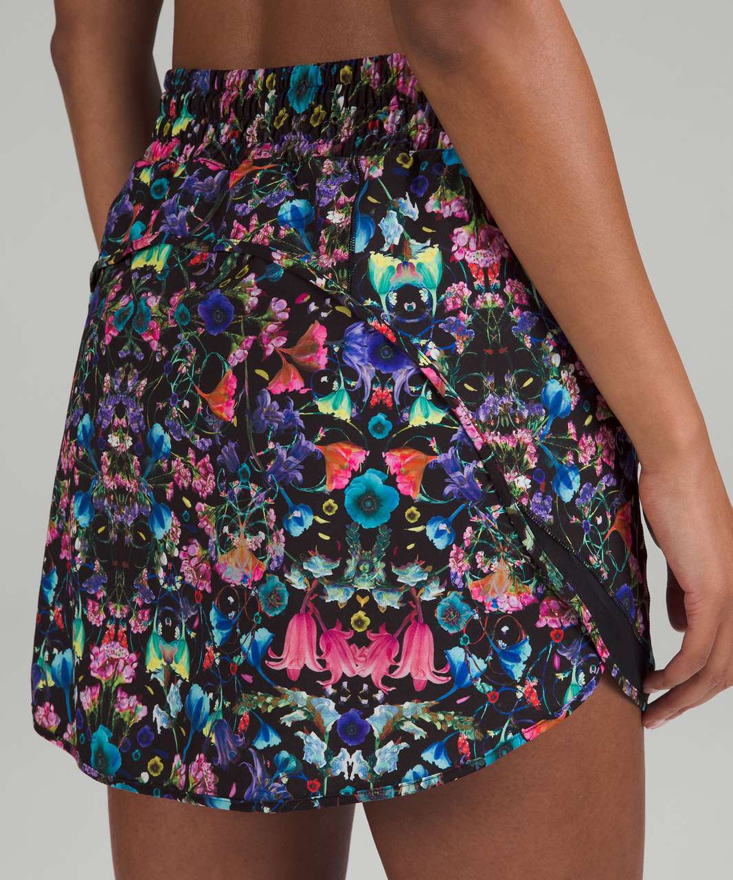 Lululemon Hotty Hot High-Rise Skirt - Flowerscope Black Multi / Black