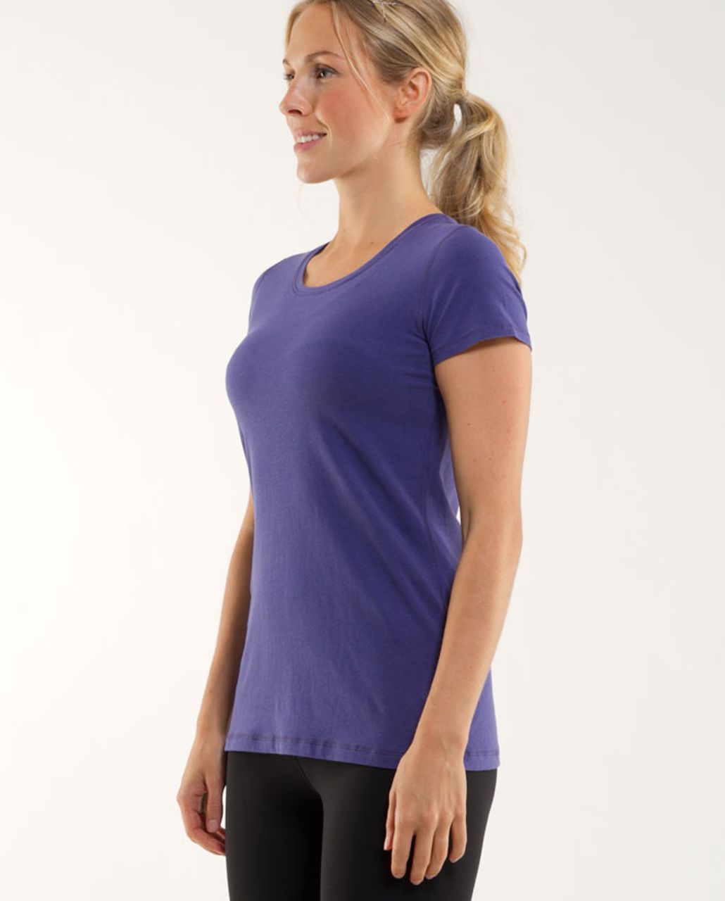 Lululemon Lively Crewneck Tee *Vitasea - Royalty