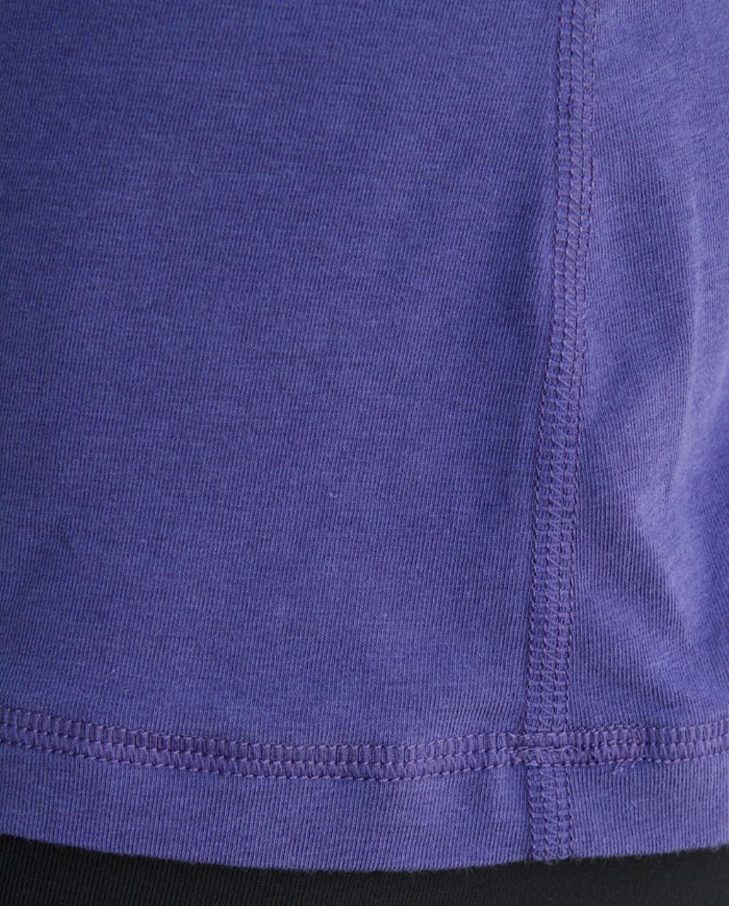 Lululemon Lively Crewneck Tee *Vitasea - Royalty