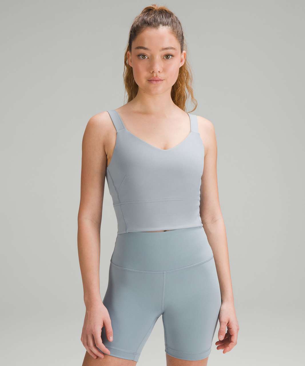 Size 12 girl. Wunder Train and Align tank both in 12. Size 16/18 straight  size with a 38/40D. Meh : r/lululemon