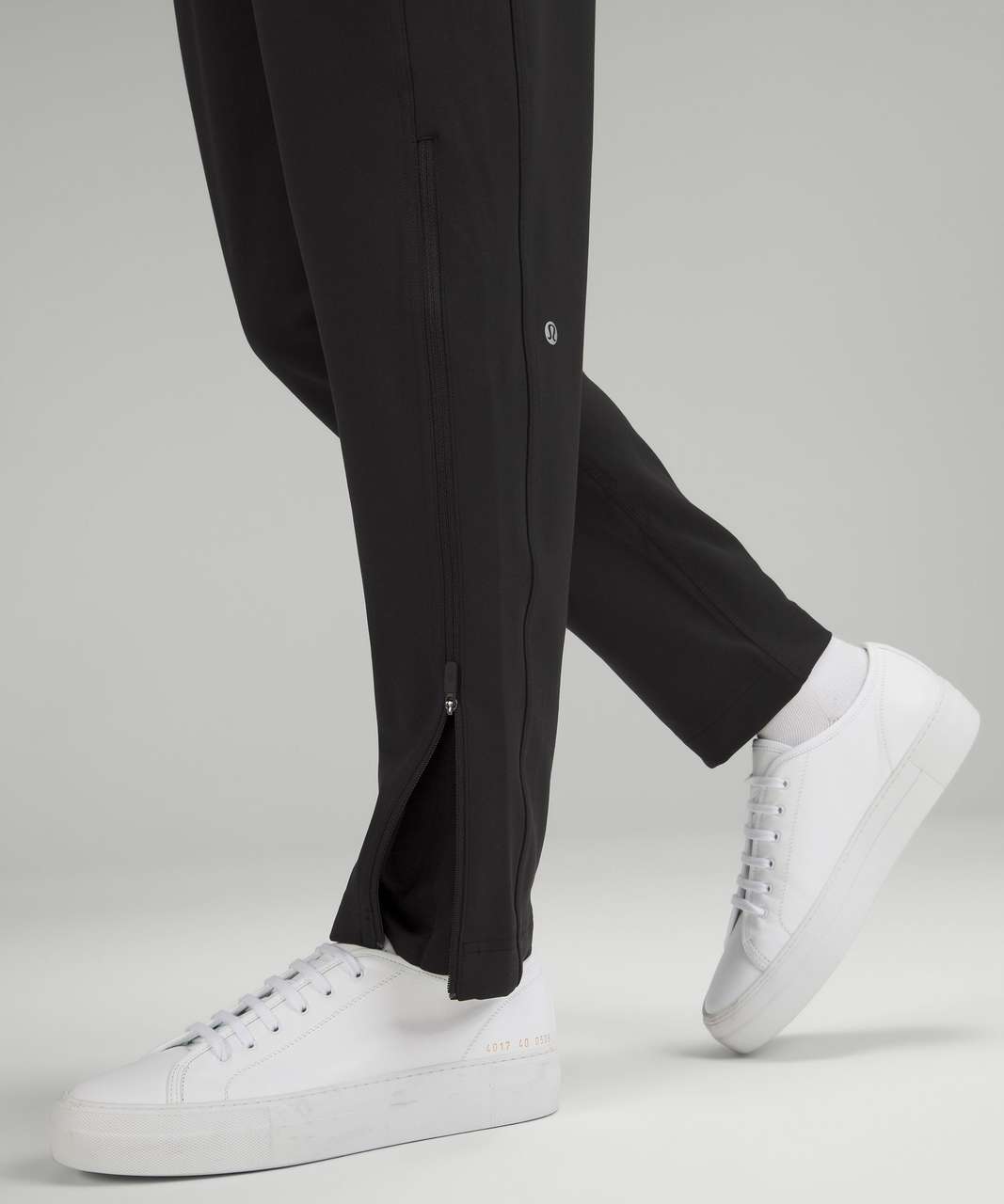 Lululemon Fresh Tracks Pant Black Size 4 Zippered Legs Reflective w/ Pockets  on eBid Canada