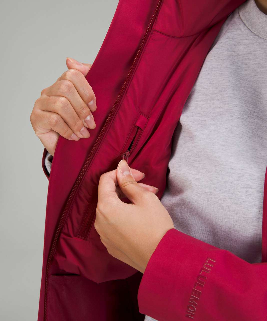 Lululemon Rain Rebel Insulated Jacket - Pomegranate