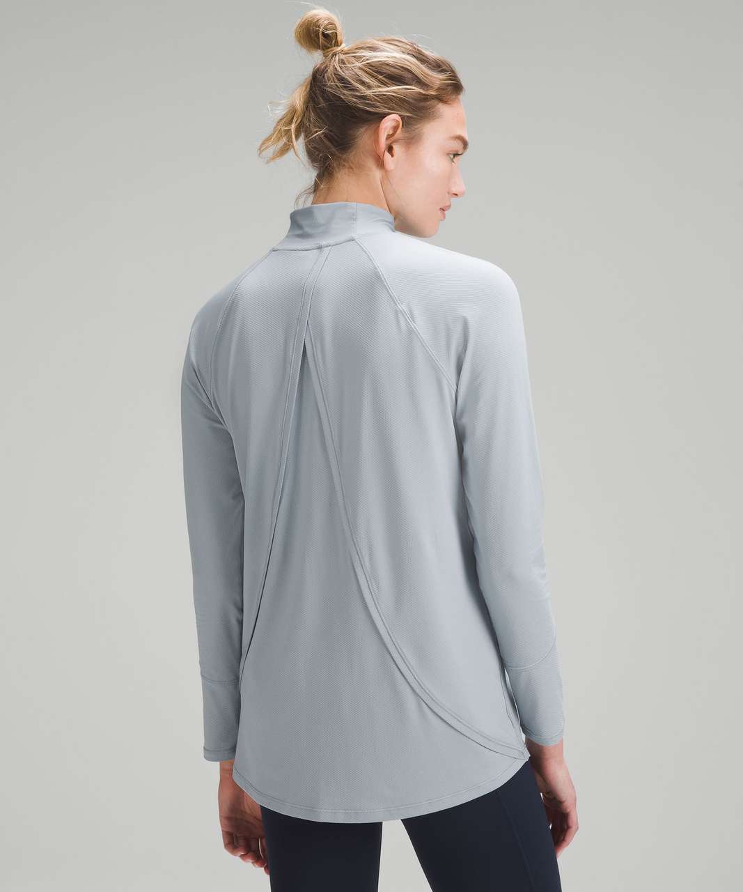 Lululemon High-Coverage Training Long-Sleeve Shirt - Chambray