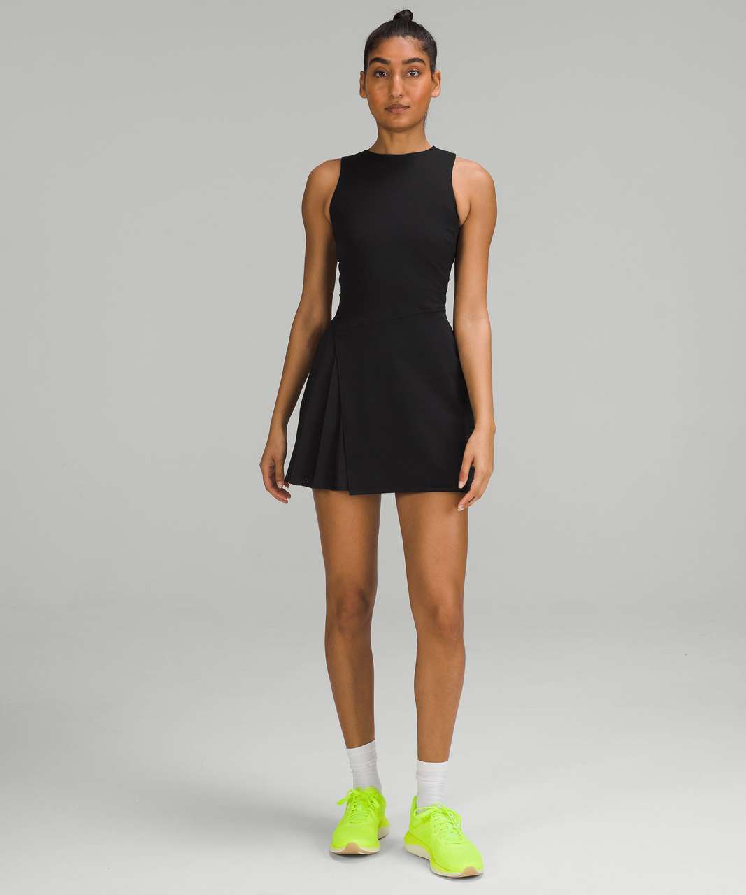 NWT lululemon Womens Size 10 Black Serene Stride Nulux Running Dress $118