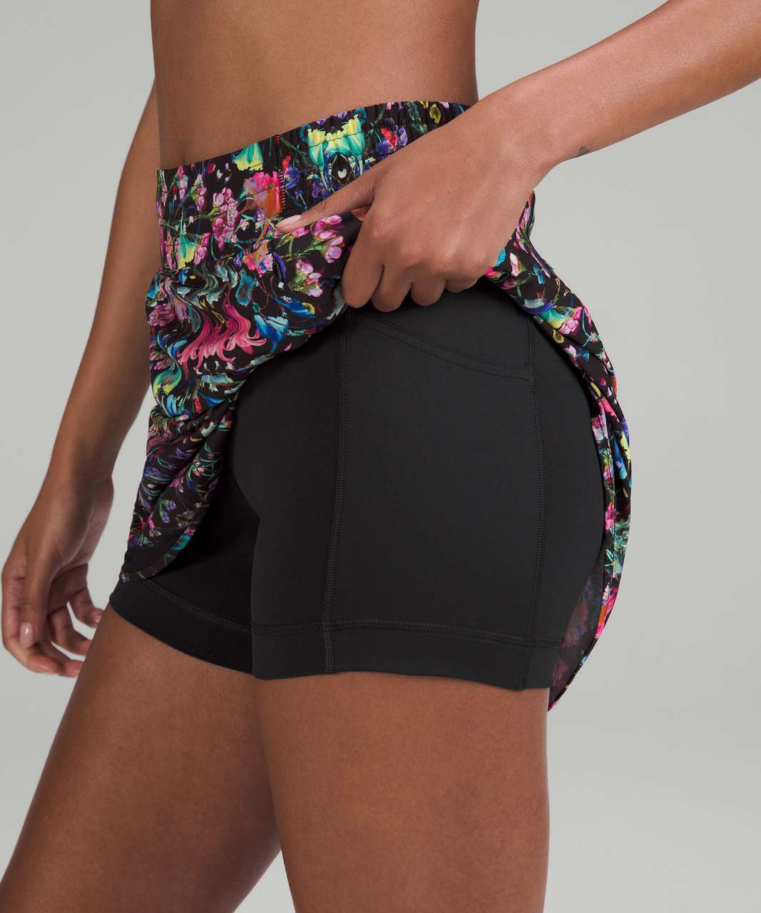 Lululemon Hotty Hot High-Rise Skirt *Long - Flowerscope Black Multi / Black  - lulu fanatics