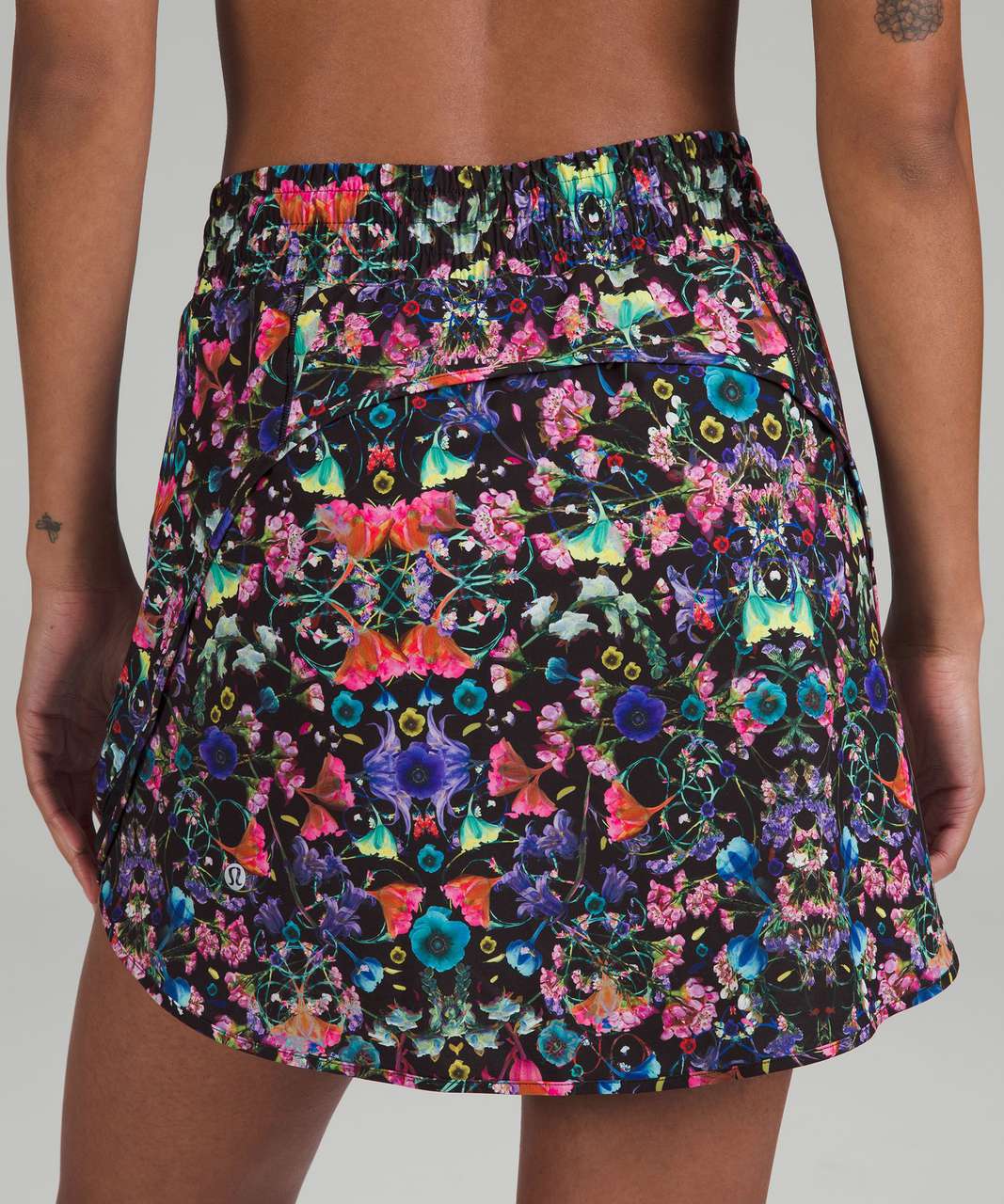 Lululemon Hotty Hot High-Rise Skirt *Long - Flowerscope Black Multi / Black  - lulu fanatics